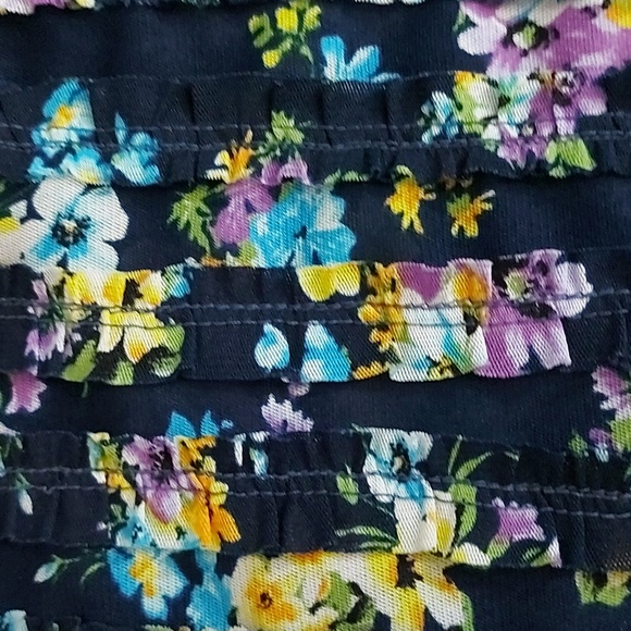 Aeropostale Floral Top - Picture 6 of 9